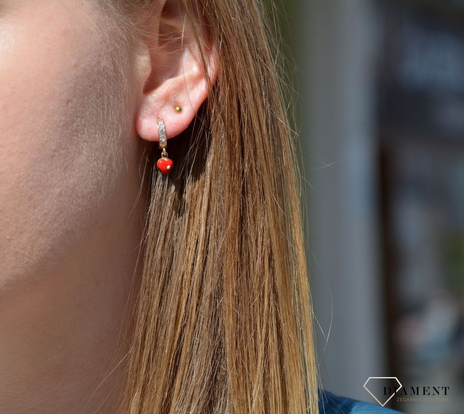 Złote kolczyki koła 585 z cyrkoniami i wiszącym sercem dla dziewczynki biżuteria dziecięca KL 507.jpg